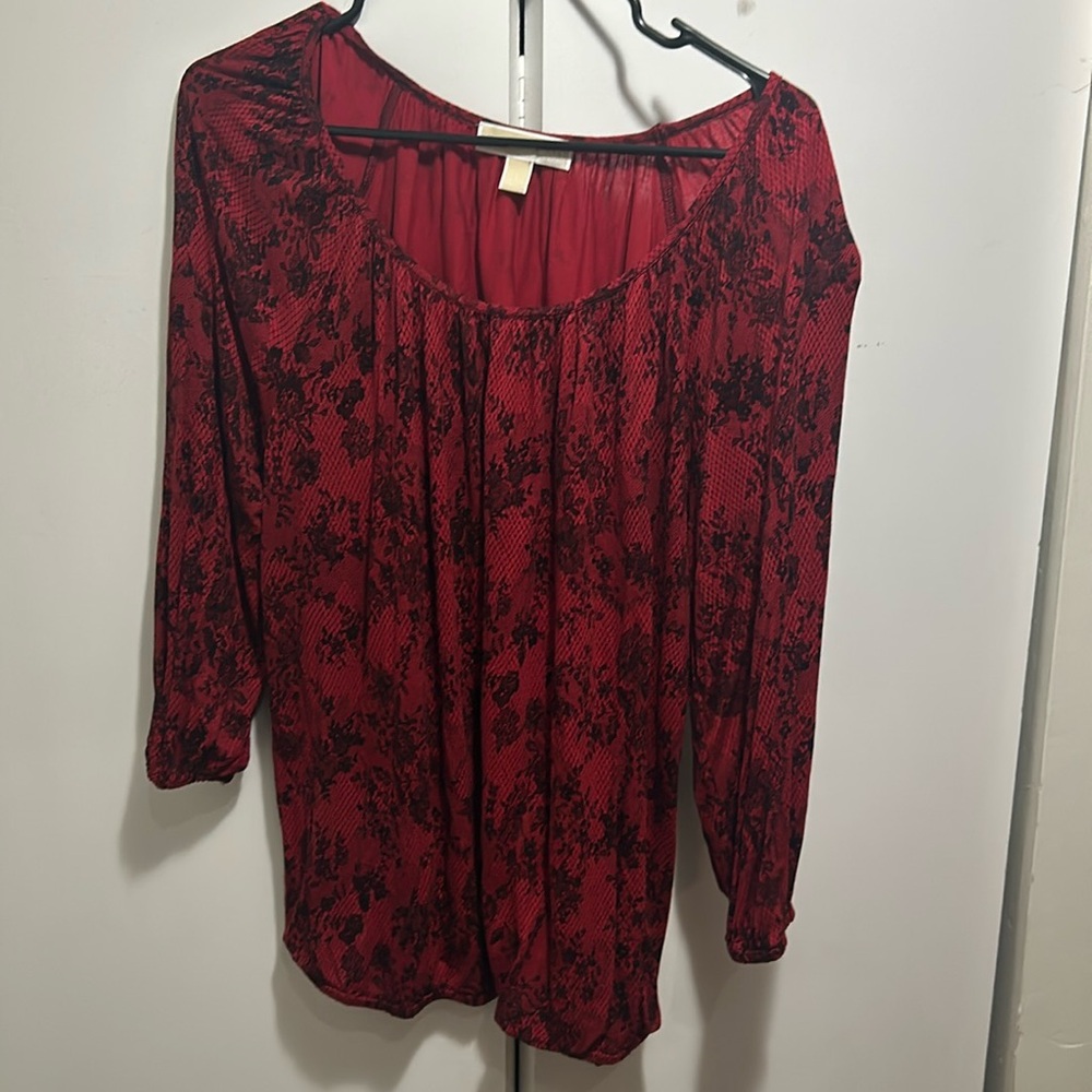 Black/red ladies top